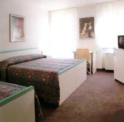 Hotel Il Giardino Дольяні Номер фото